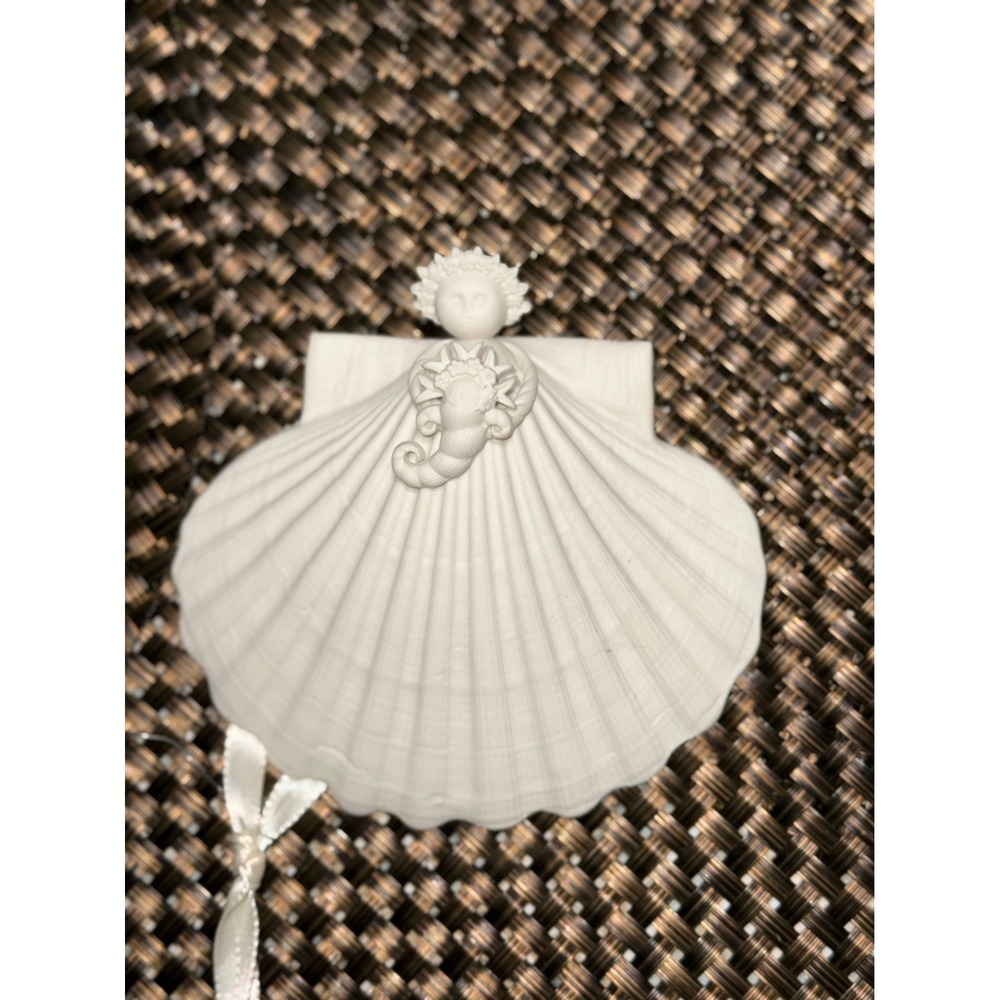 Margaret Furlong 1990 Cornucopia Angel Shell Porcelain Ornament 4 Inch White
